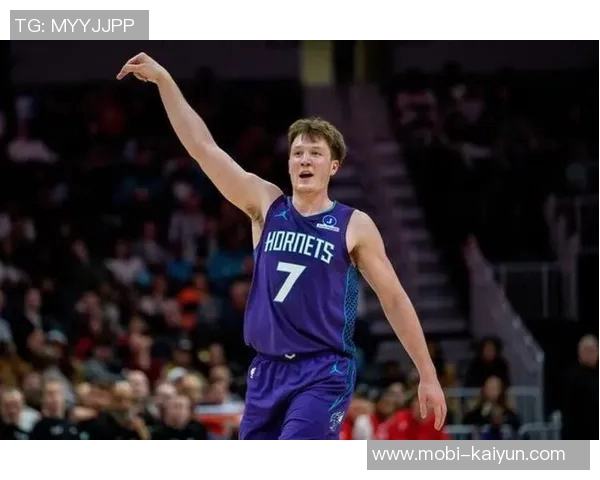 克尼佩尔单场三分球命中次数再创新高领跑NBA五记三分场次已达11次